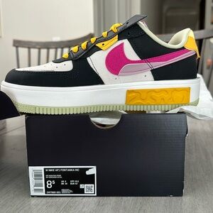 Nike W AF1 Fontanka MC W US 8.5